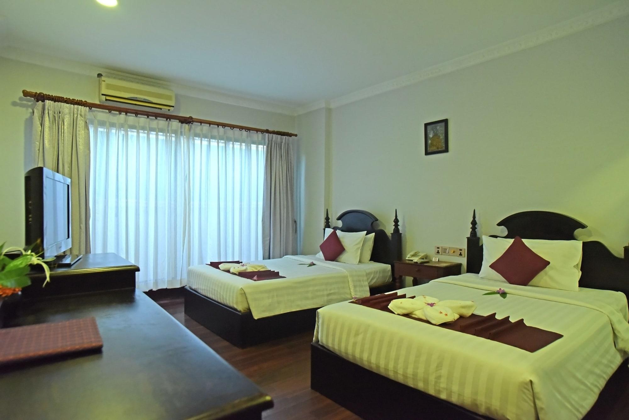 Lucky Angkor Hotel & Spa Siem Reap Esterno foto