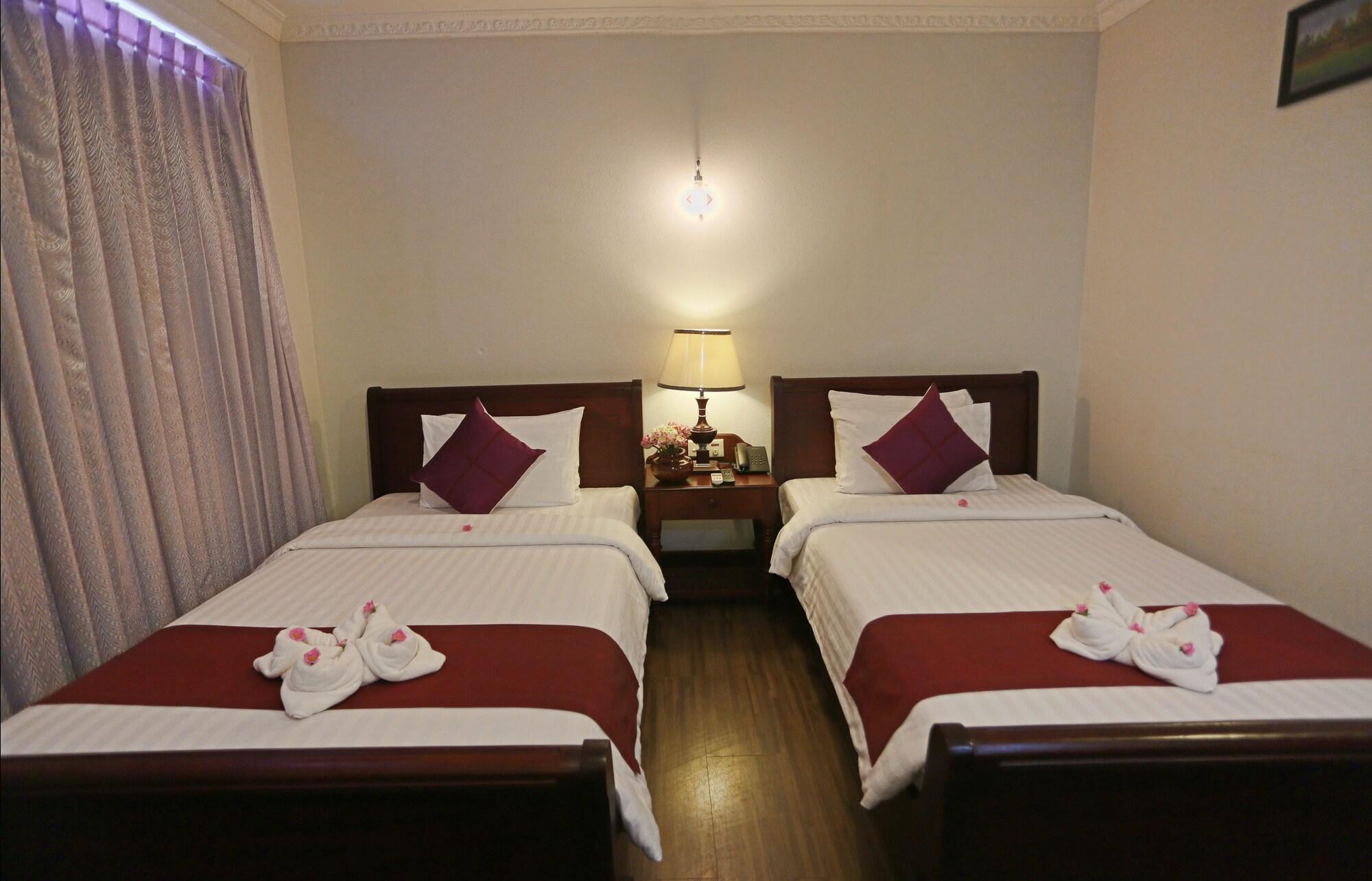 Lucky Angkor Hotel & Spa Siem Reap Esterno foto