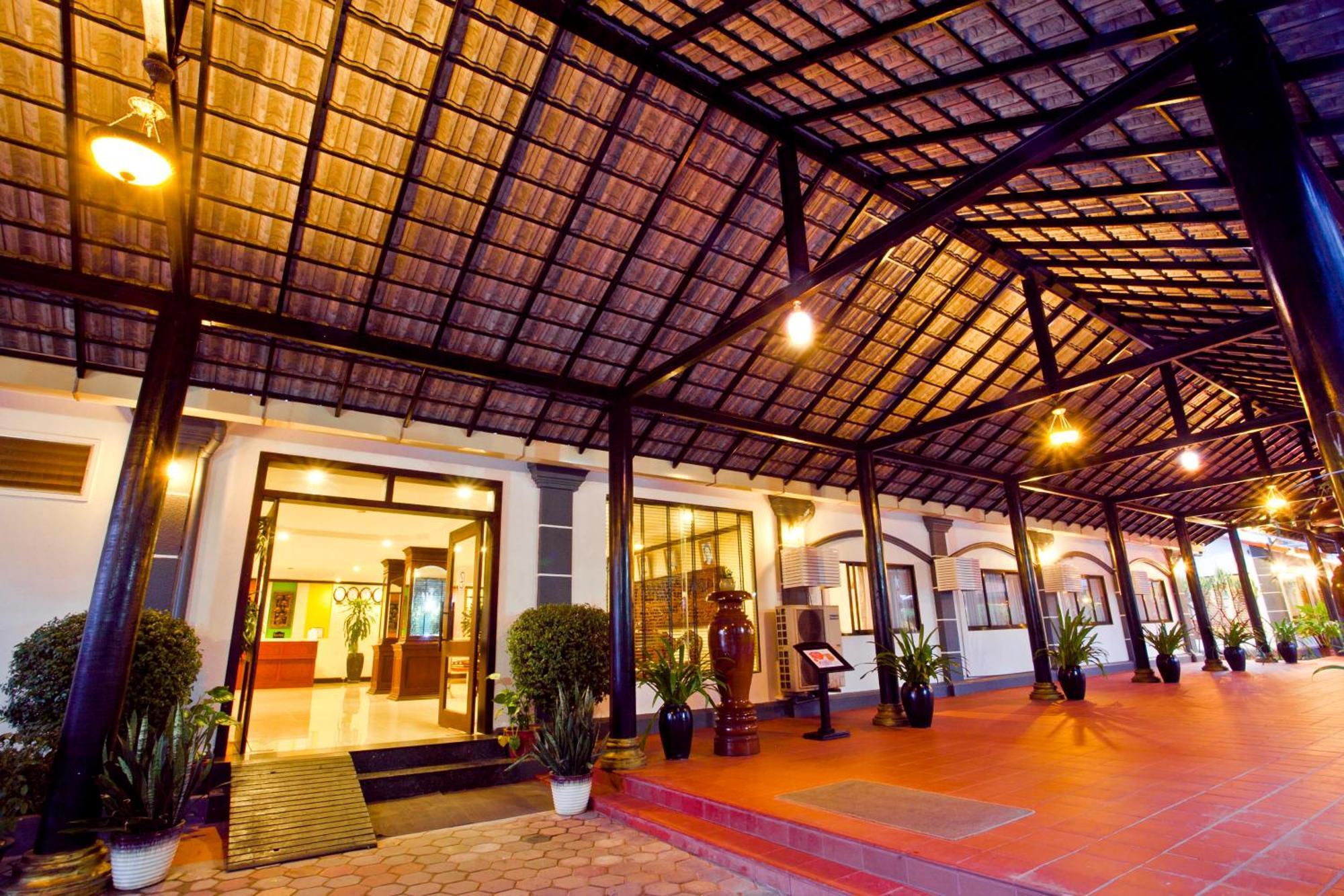 Lucky Angkor Hotel & Spa Siem Reap Esterno foto
